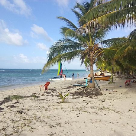 Lulu Beach Hotell Corn Island Eksteriør bilde