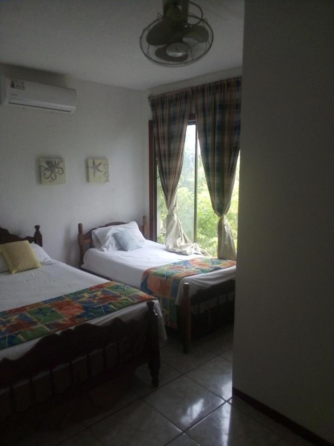 Lulu Beach Hotell Corn Island Eksteriør bilde