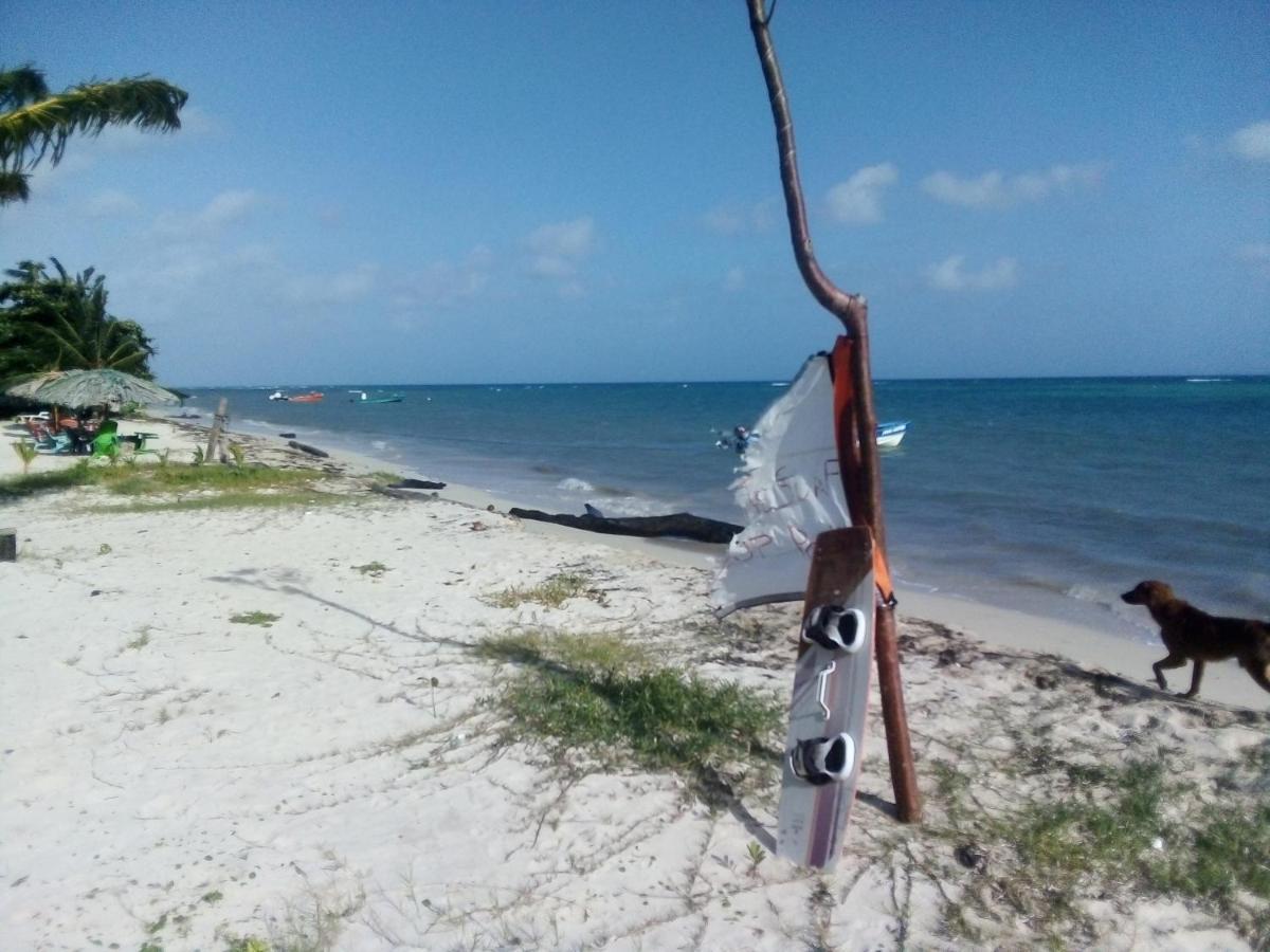 Lulu Beach Hotell Corn Island Eksteriør bilde