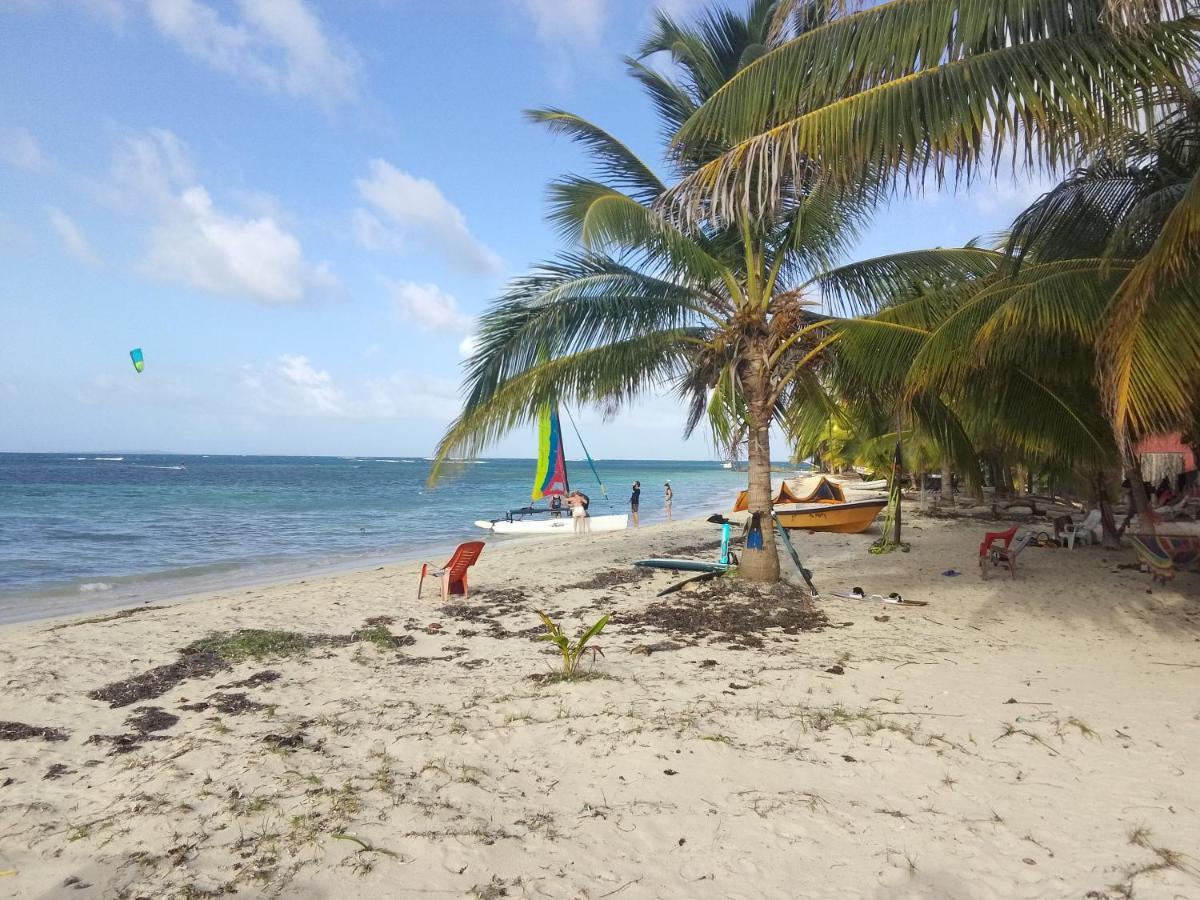 Lulu Beach Hotell Corn Island Eksteriør bilde
